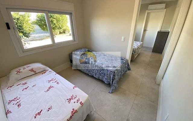 5426e1c525b13ed233a274c80c4cccbc (Copy)