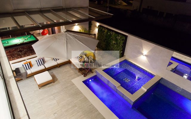 8df8b528-1f82-46fb-bcc1-22e833774bba