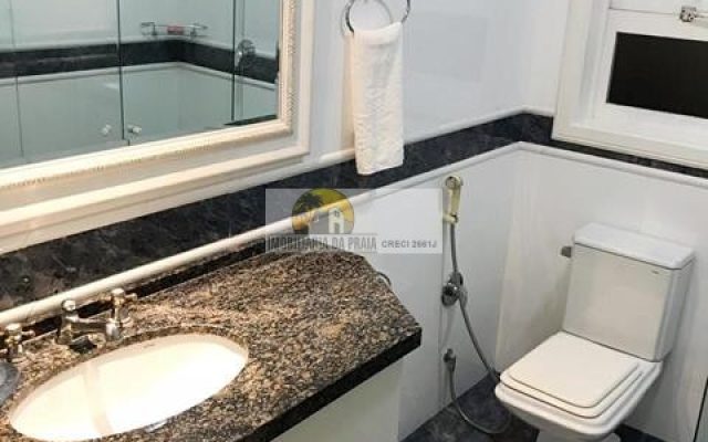 WhatsApp Image 2019-06-20 at 21.35.25 (Copy)