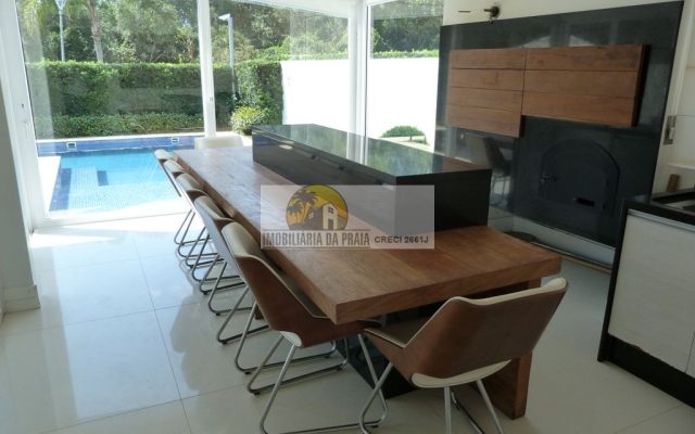 abab6ea3-a04c-4ee7-9a66-d3862d3c0703.f10