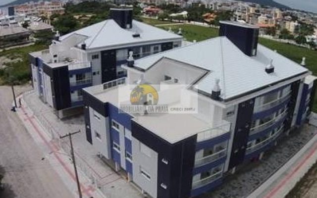 b85fb4377c9d377cdd13d56f47fdb596