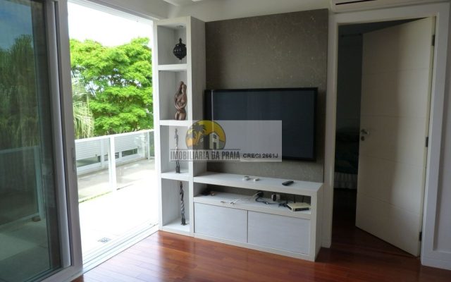 c4500371-4bce-4c14-b9fb-38e085a35910.f10